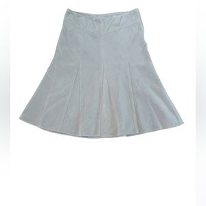 H&M skirt women size 8 color cream
